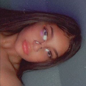 Meet your Posher, Franchesca